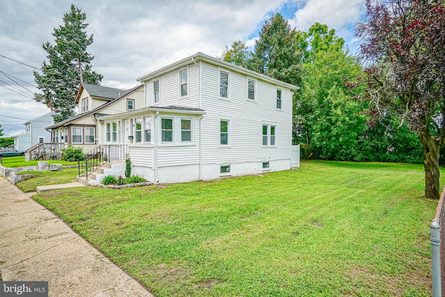 38 Bellevue Ave Property Photo 19