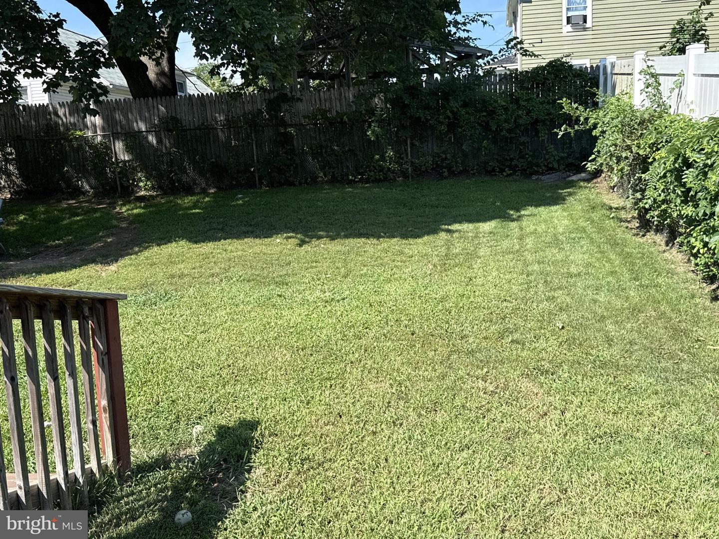 311 Simpson Ave Property Photo 6