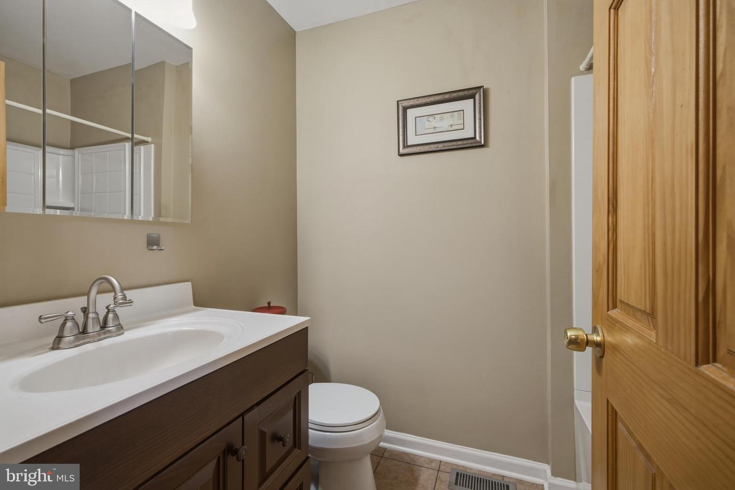 743 Garrison Ct Property Photo 16