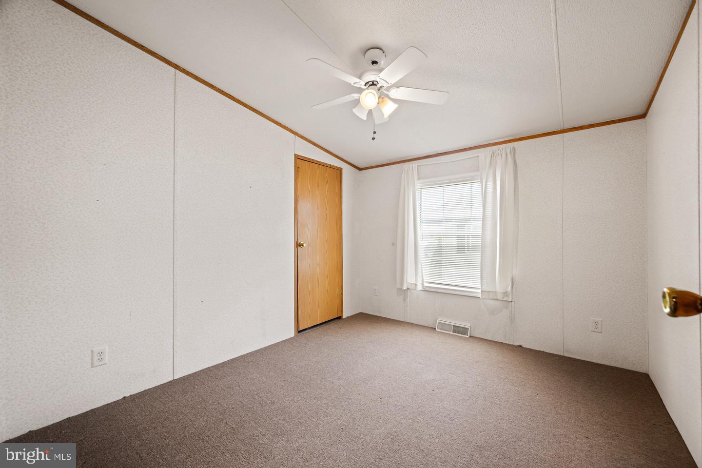 237 Tony Cir ##237 Property Photo 6