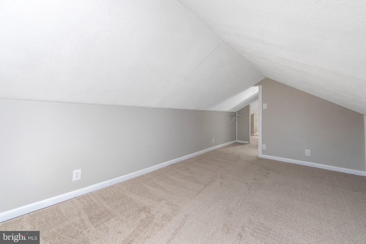 880 E Atlantic Ave Property Photo 31