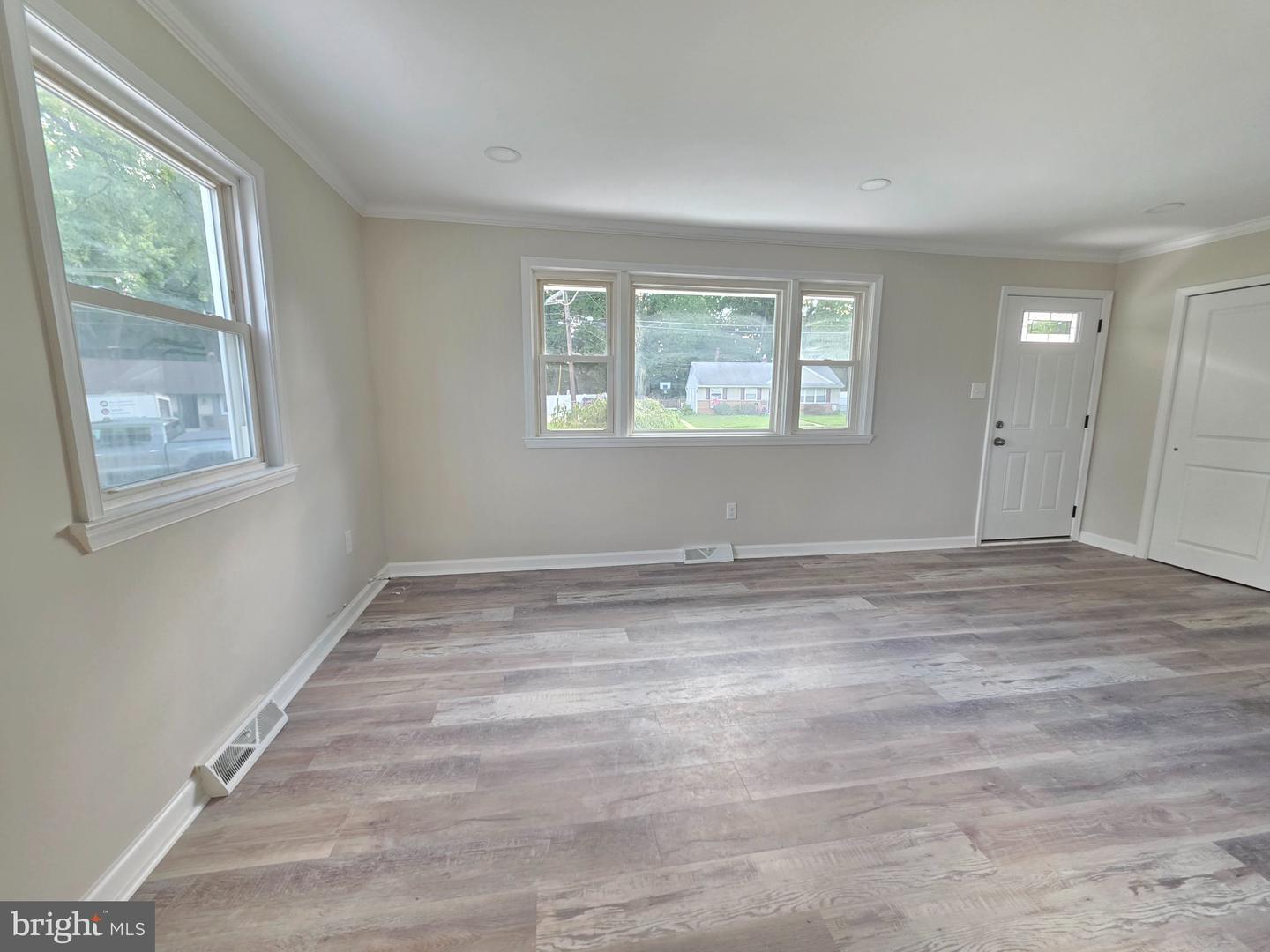 112 Peterson Blvd Property Photo 8