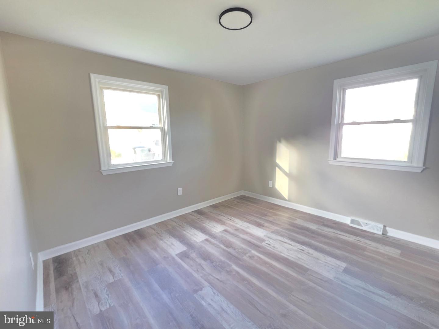 112 Peterson Blvd Property Photo 16