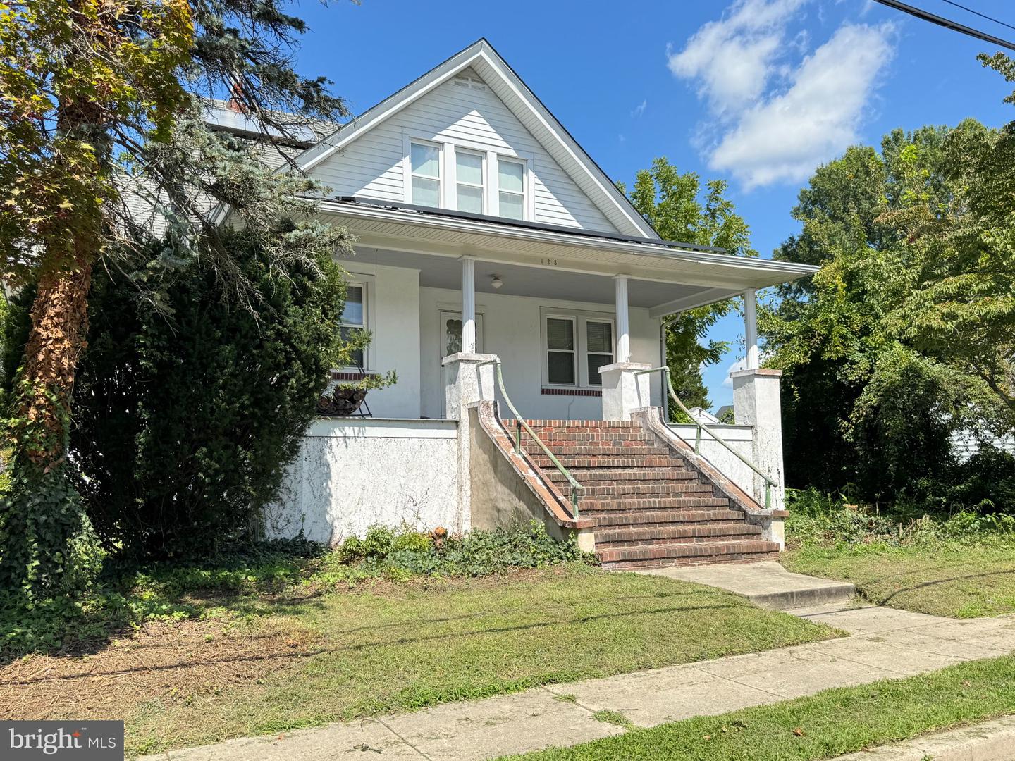 128 Mcclelland Ave Property Photo 4