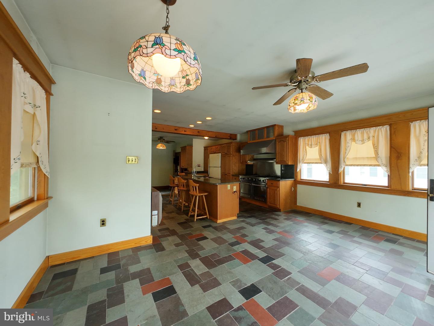 128 Mcclelland Ave Property Photo 12