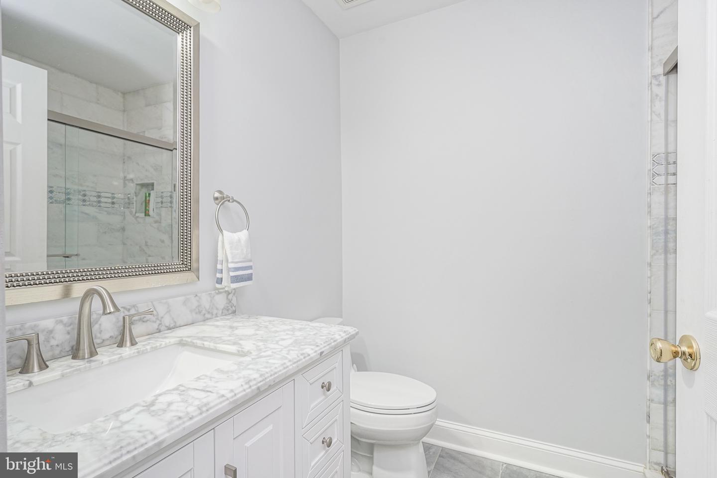 135 Chancellor Dr Property Photo 24