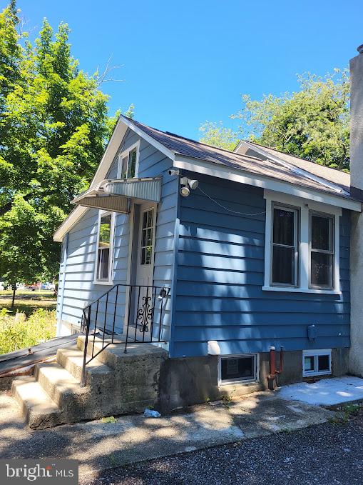 1722 Winslow Rd Property Photo 1