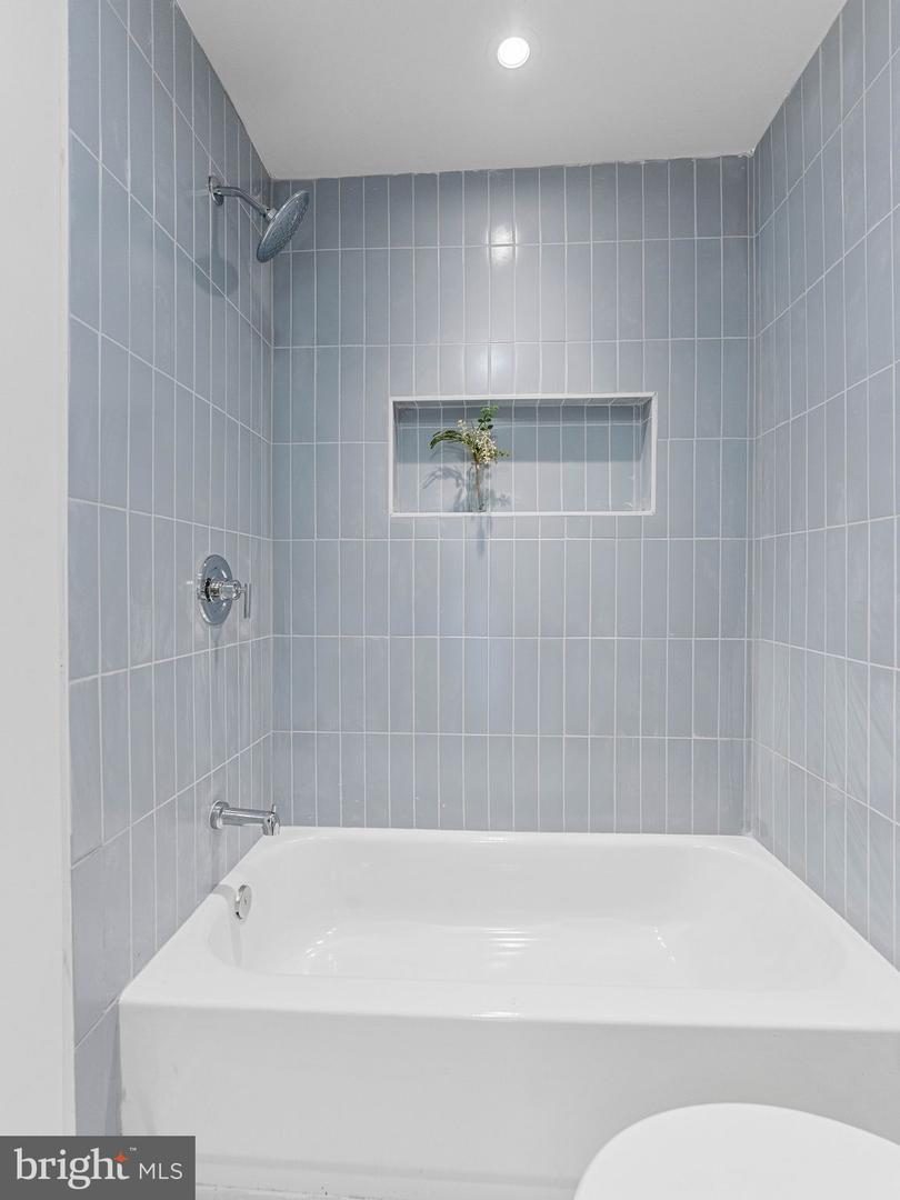 116 Swedesboro Ave Property Photo 30