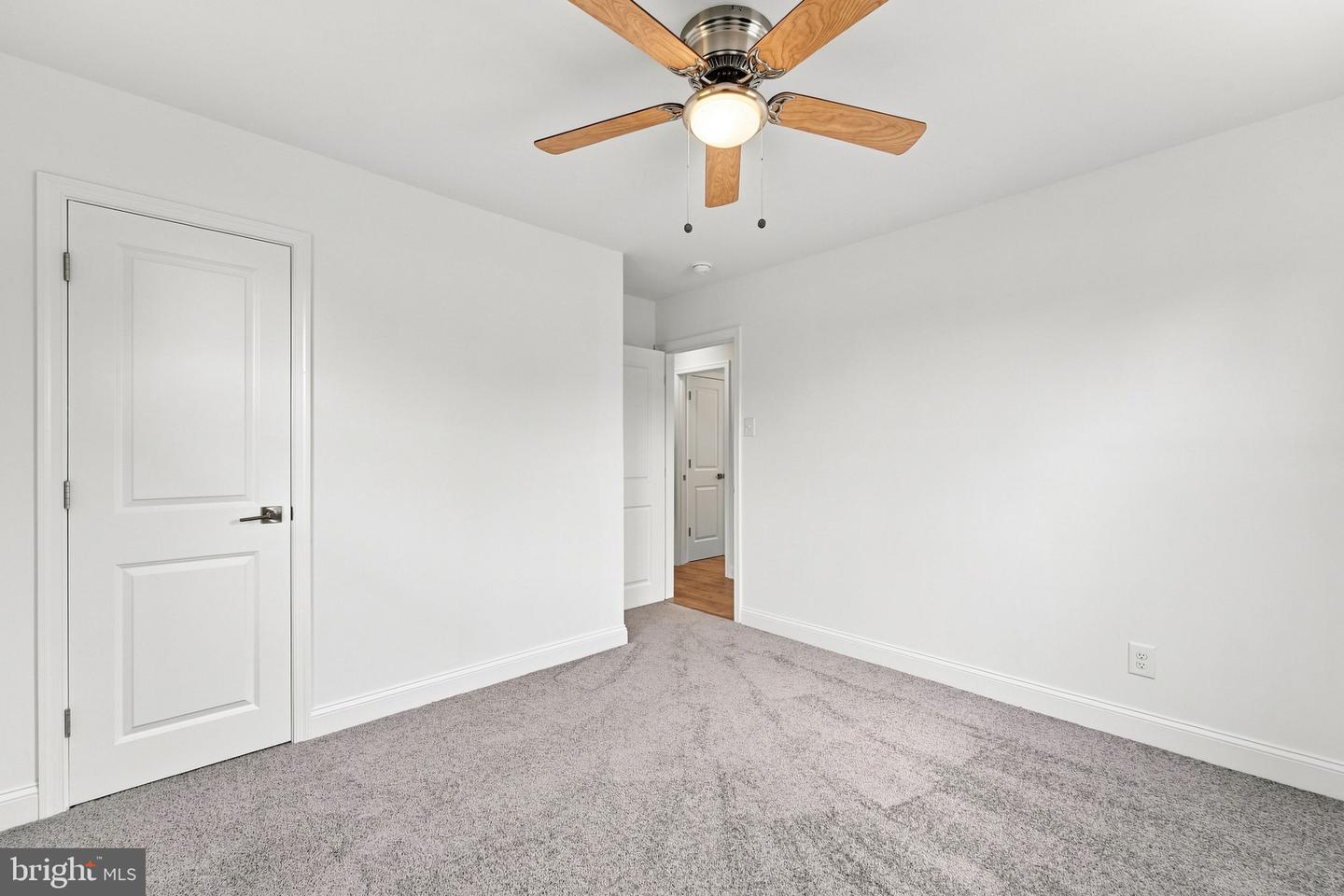 546 Muhlenberg Ave Property Photo 24