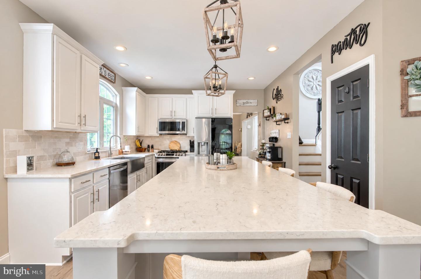 109 Pine Property Photo 18