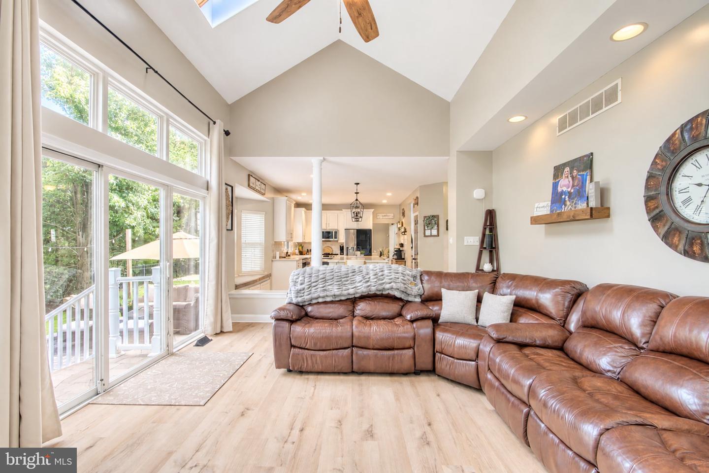 109 Pine Property Photo 28