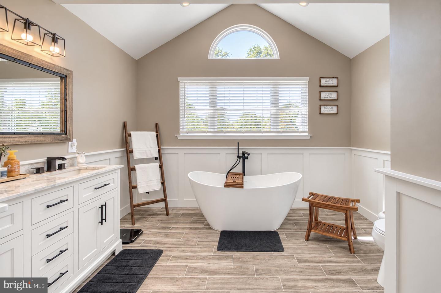 109 Pine Property Photo 41