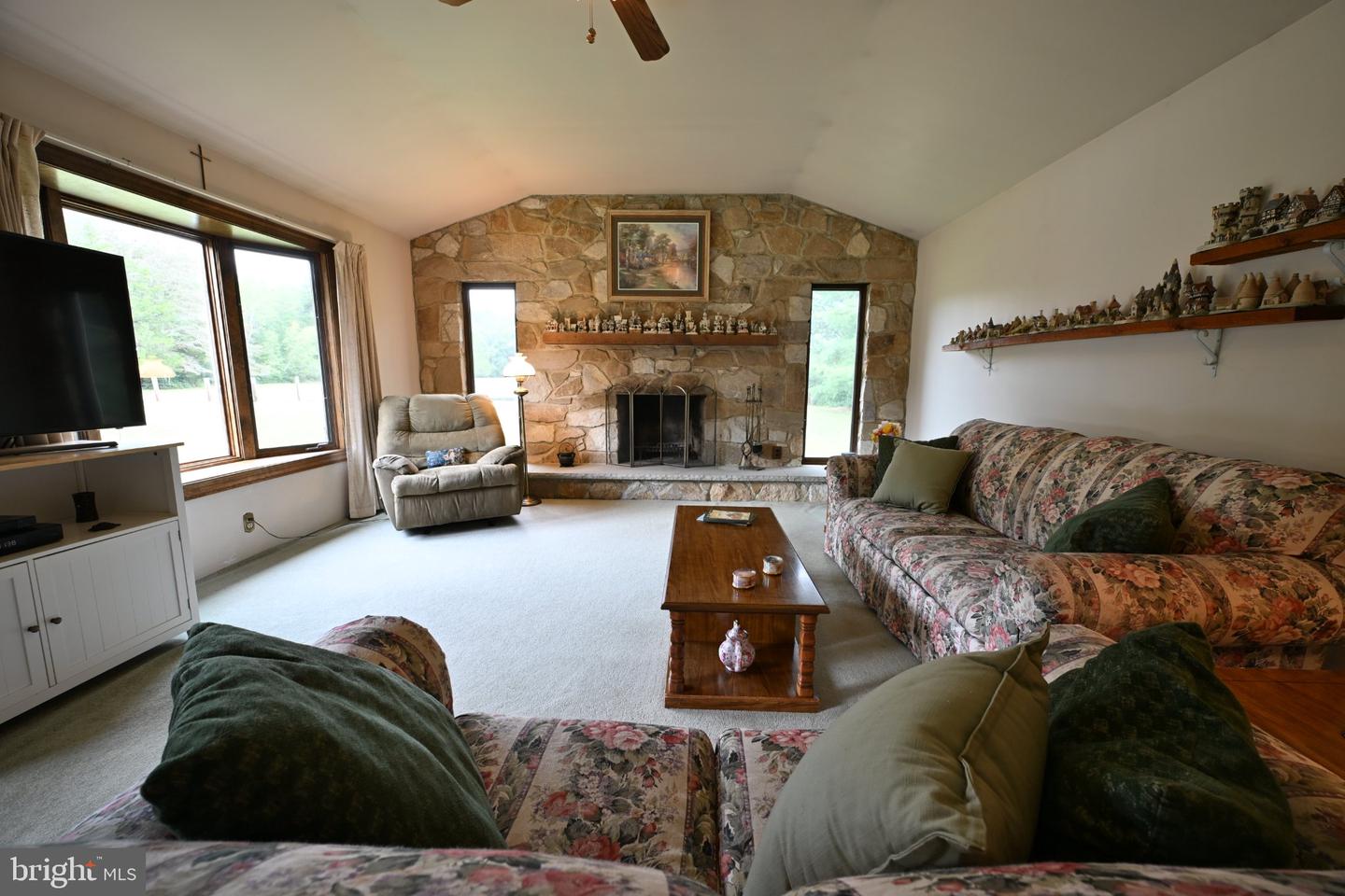 1503 E Malaga Rd Property Photo 3