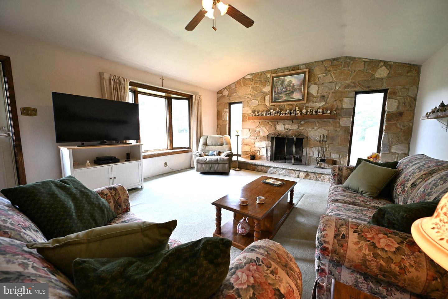 1503 E Malaga Rd Property Photo 4