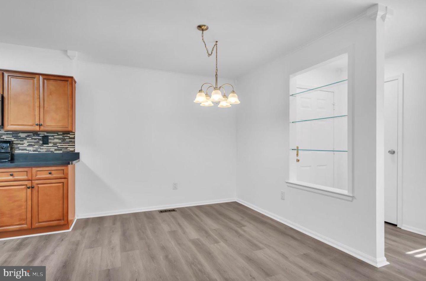 21 Uxbridge Pl Property Photo 12