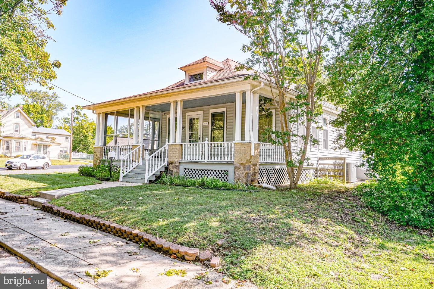 401 W Jersey Ave Property Photo 3
