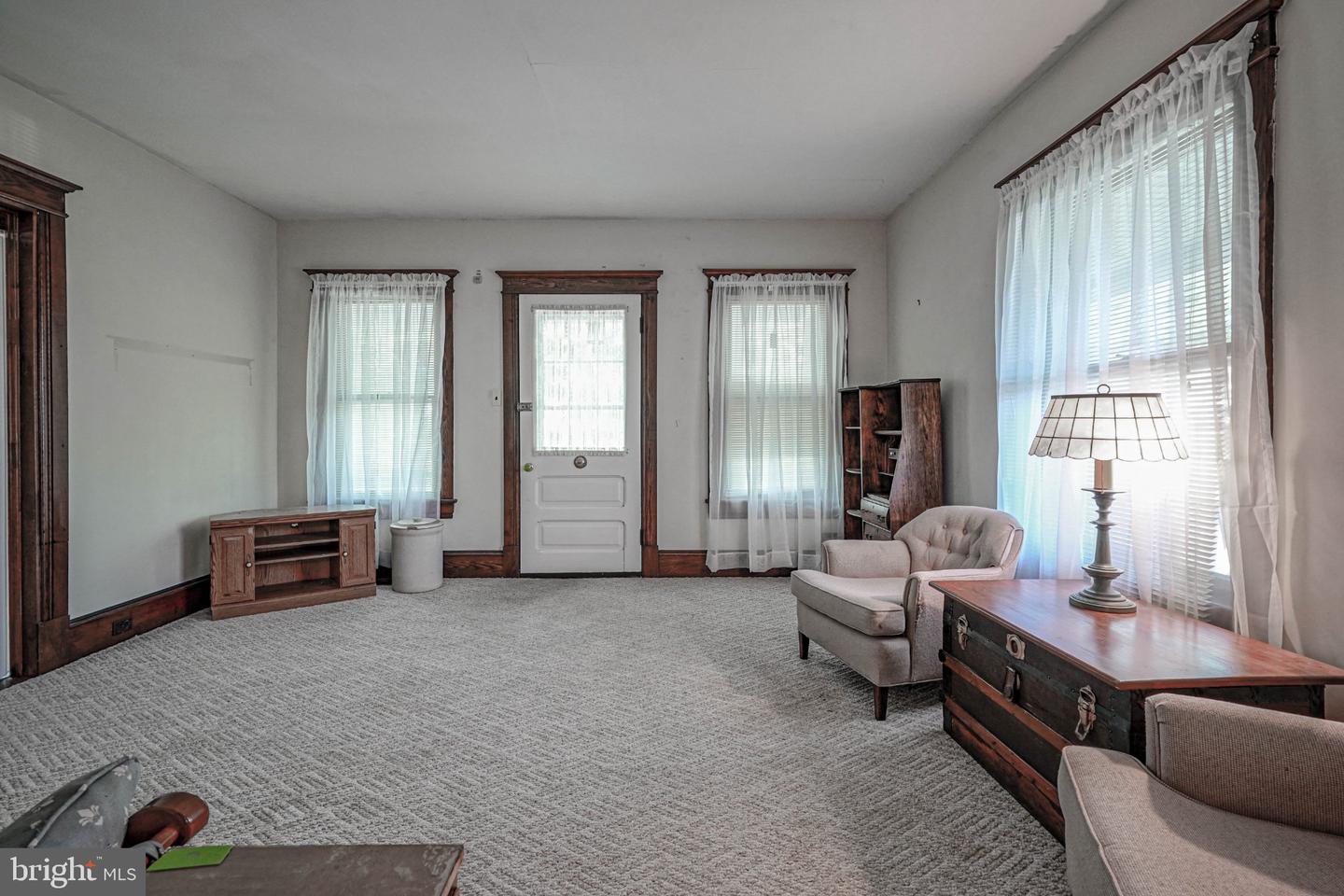 401 W Jersey Ave Property Photo 10