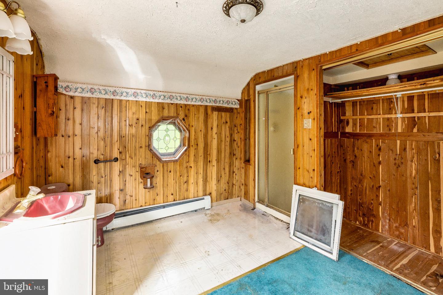 759 Main St Property Photo 10