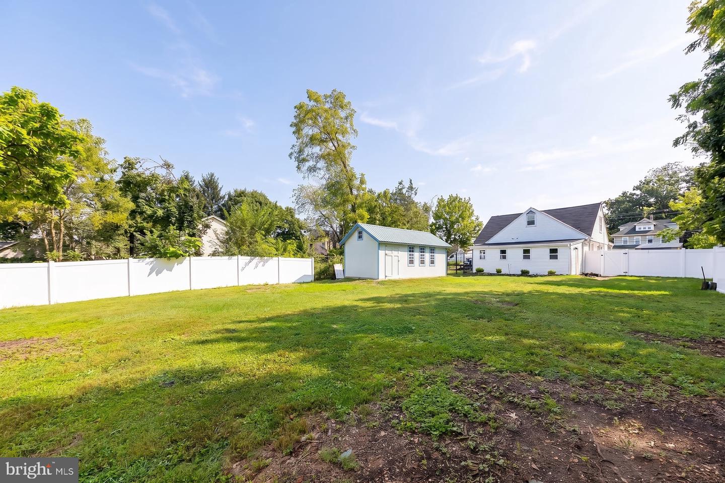 522 Cedar Ave Property Photo 6