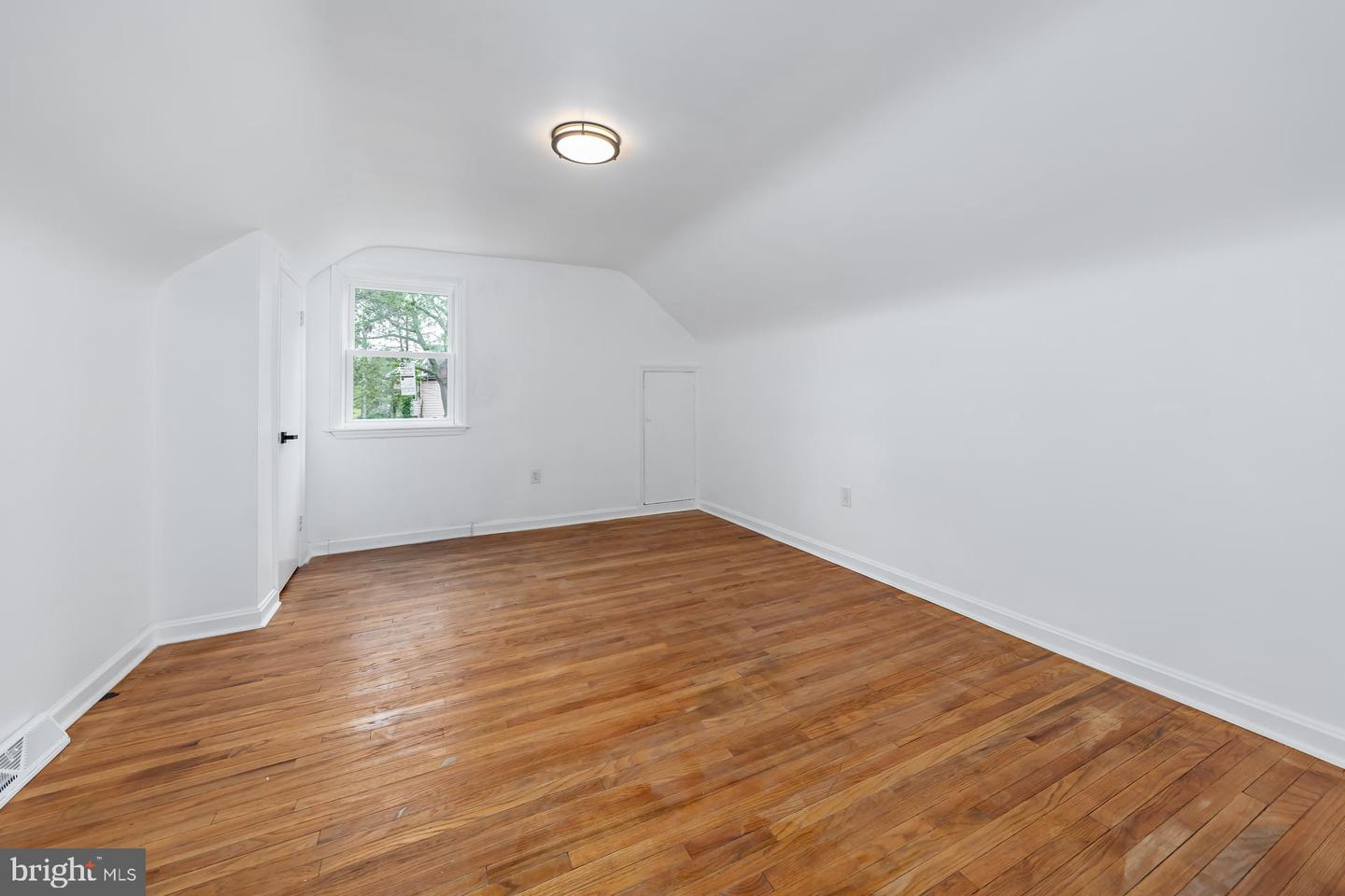 522 Cedar Ave Property Photo 18