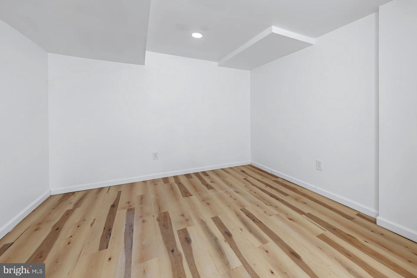 522 Cedar Ave Property Photo 25
