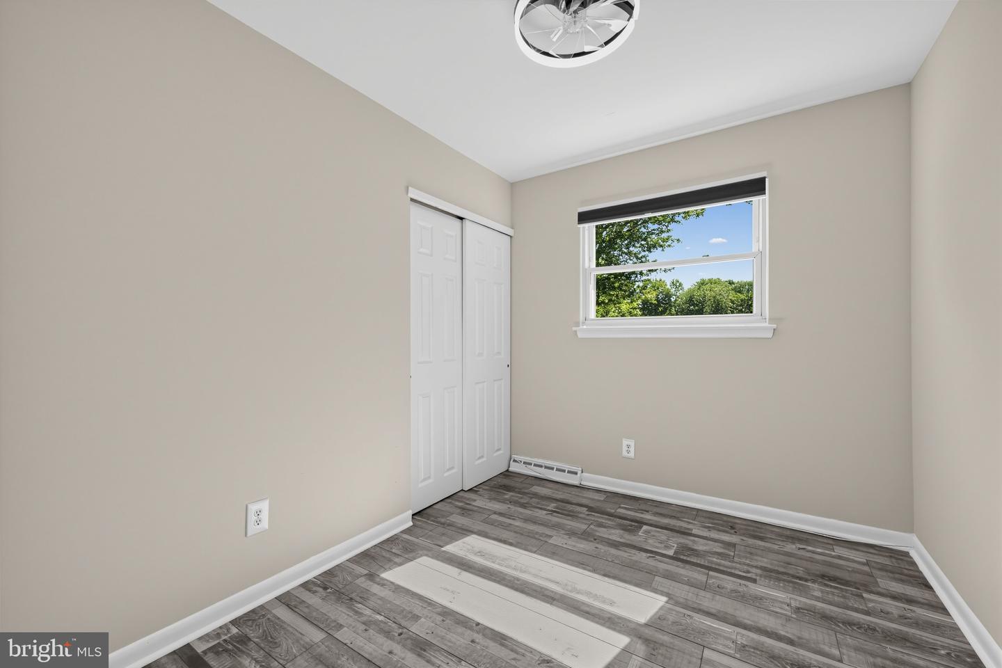 588 Barlow Ave Property Photo 26