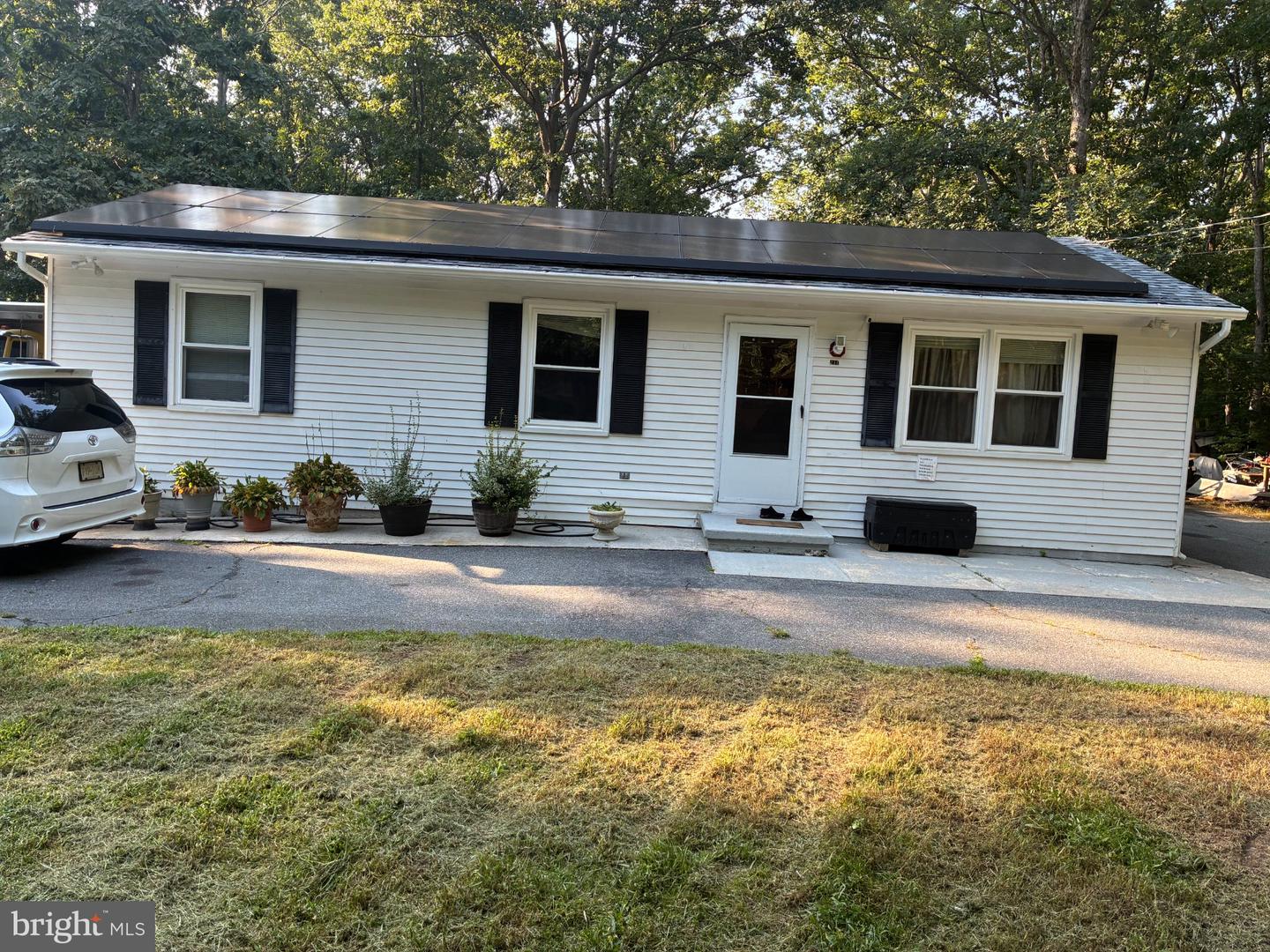231 Delaware Ave Property Photo 1