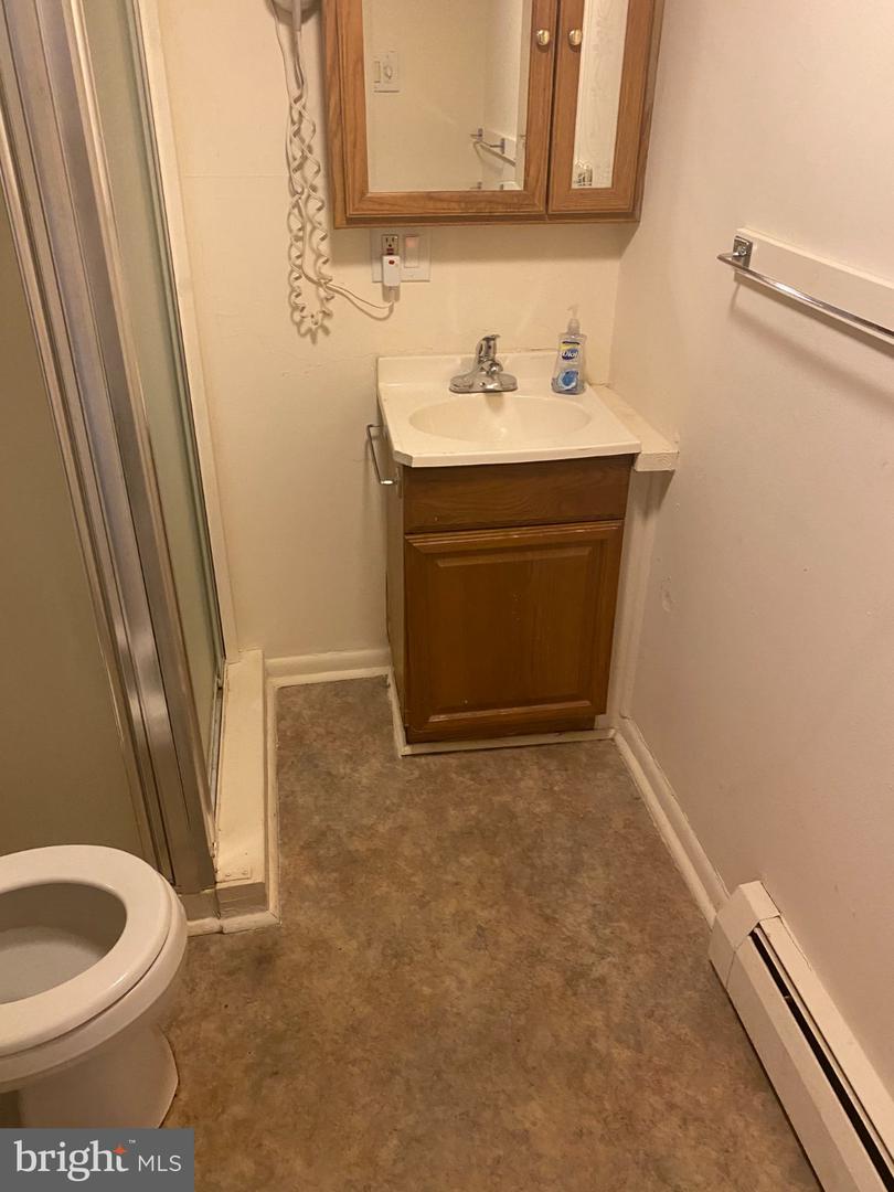 220 Crystal Dr Property Photo 8