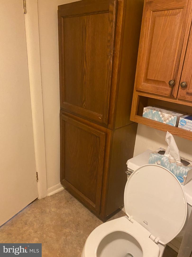 220 Crystal Dr Property Photo 9
