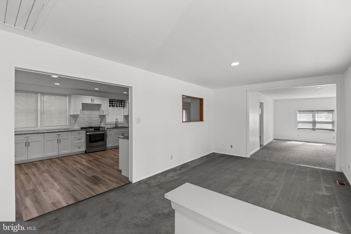 85 Myrtle Ave Property Photo 15