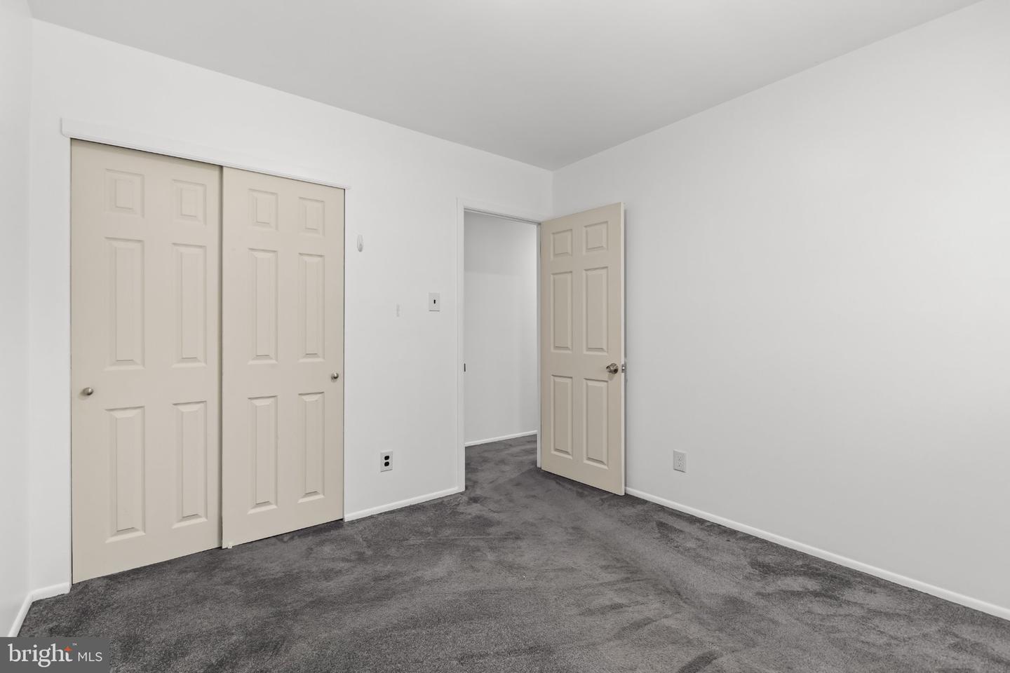 85 Myrtle Ave Property Photo 27