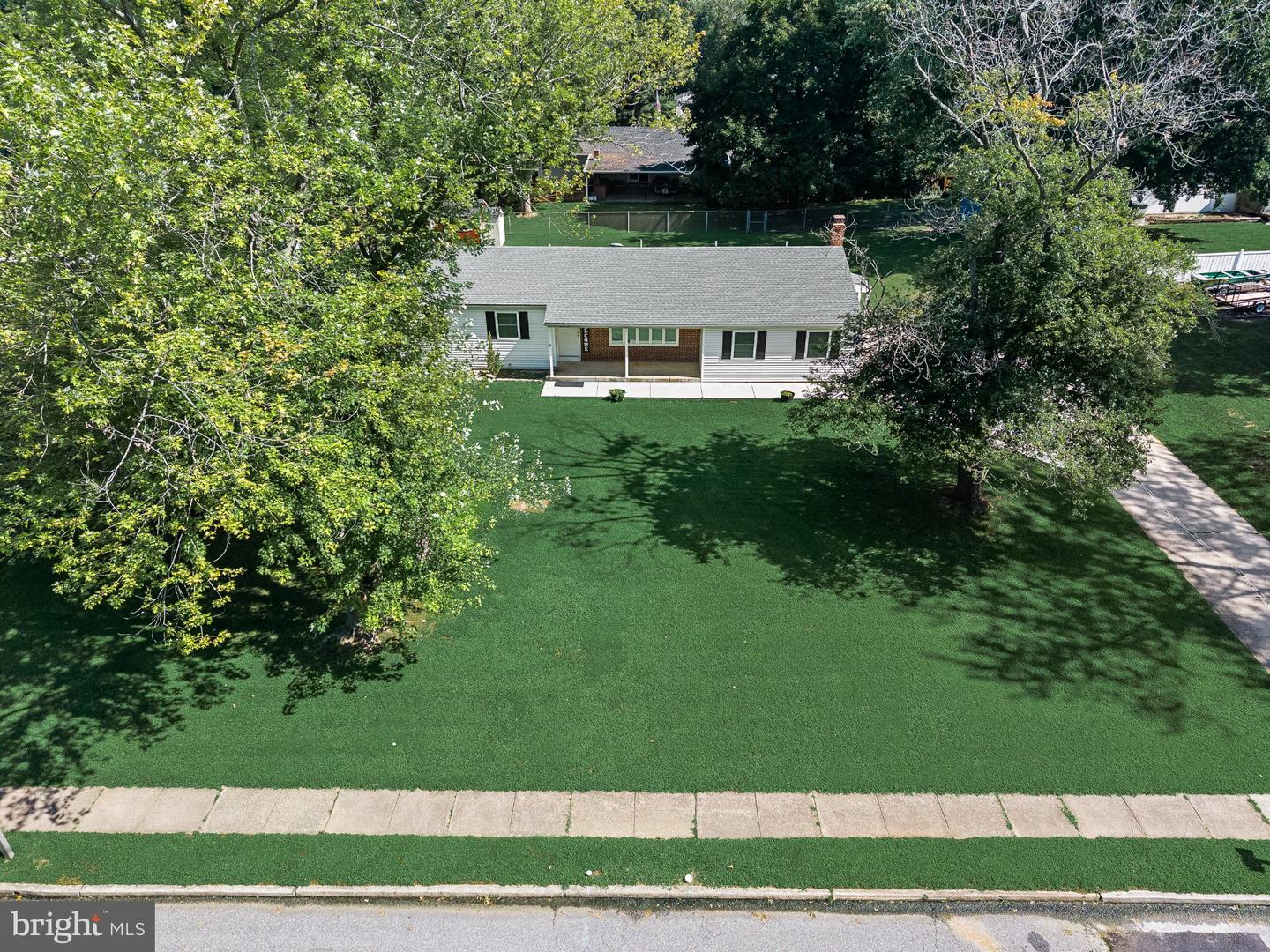 85 Myrtle Ave Property Photo 40