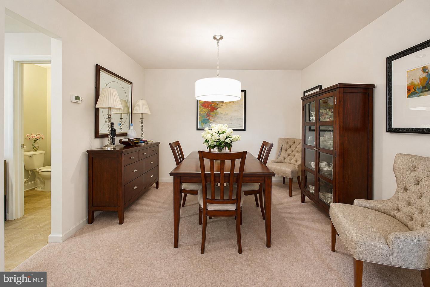 2301 Lexington Mews Property Photo 8