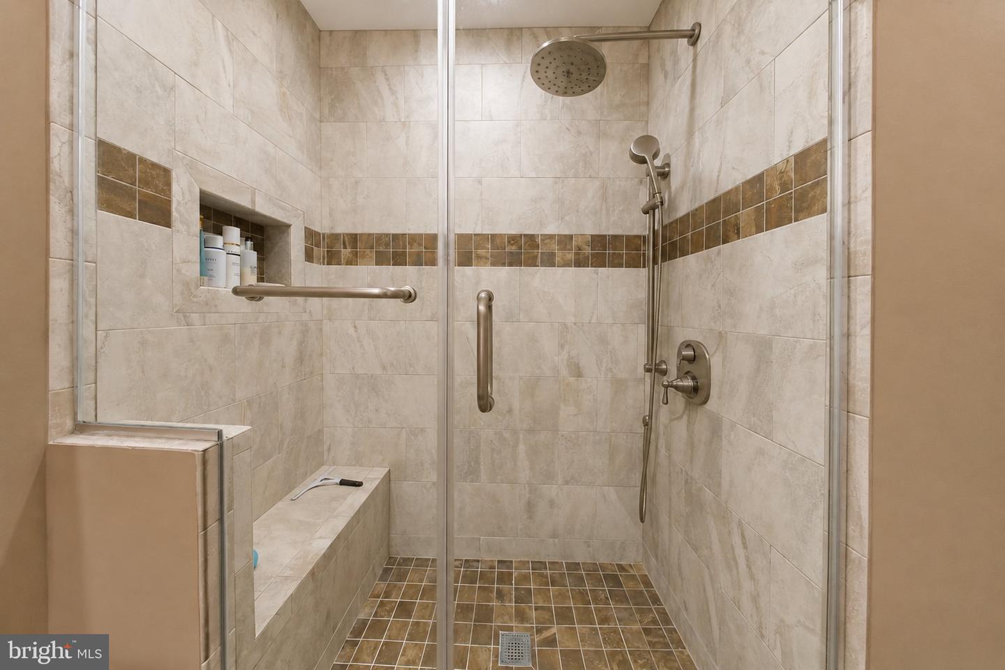 2301 Lexington Mews Property Photo 12