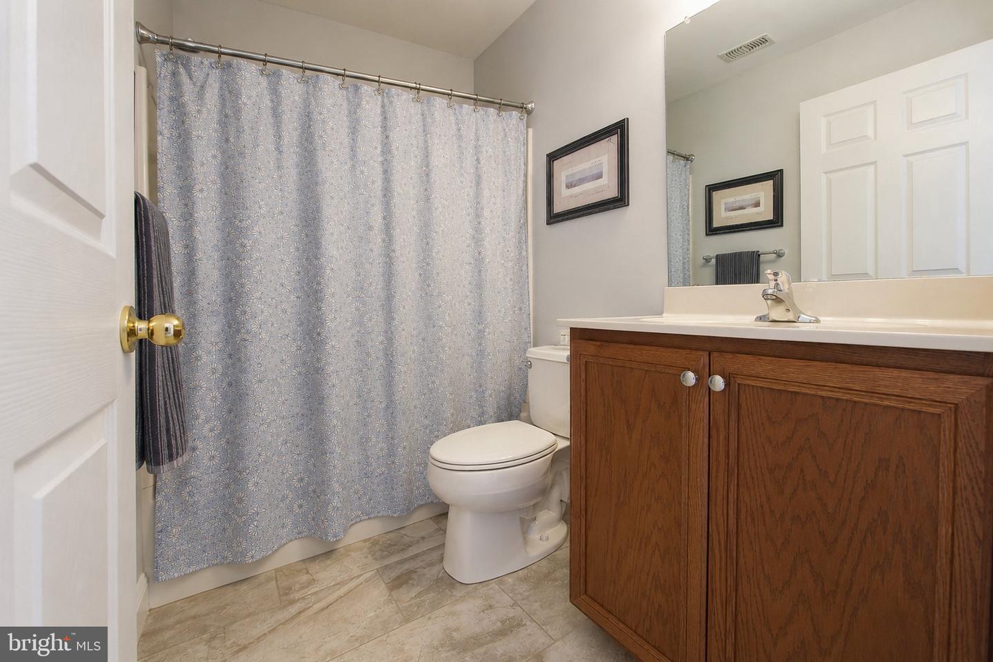 2301 Lexington Mews Property Photo 16