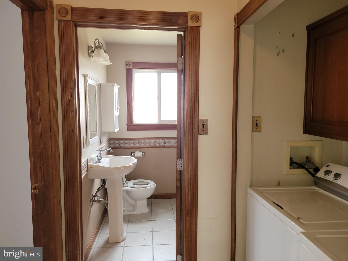 10 Spicer St Property Photo 8