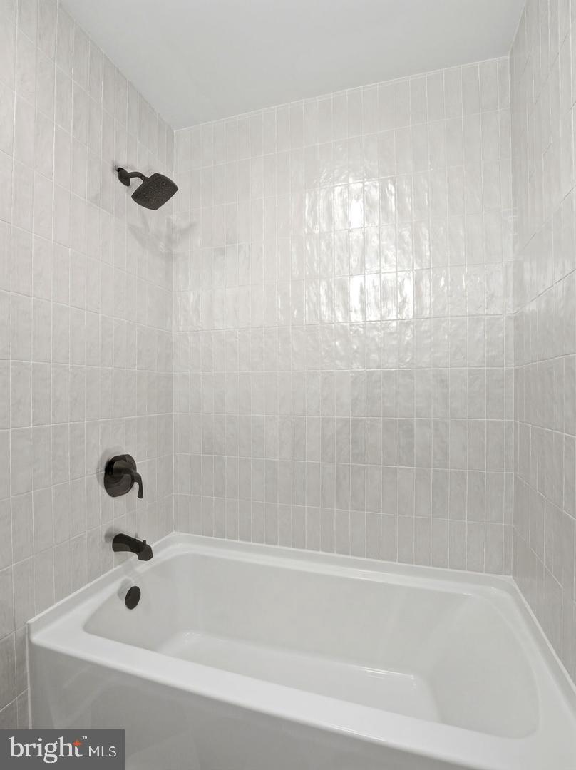 17 Lyman Ave Property Photo 34
