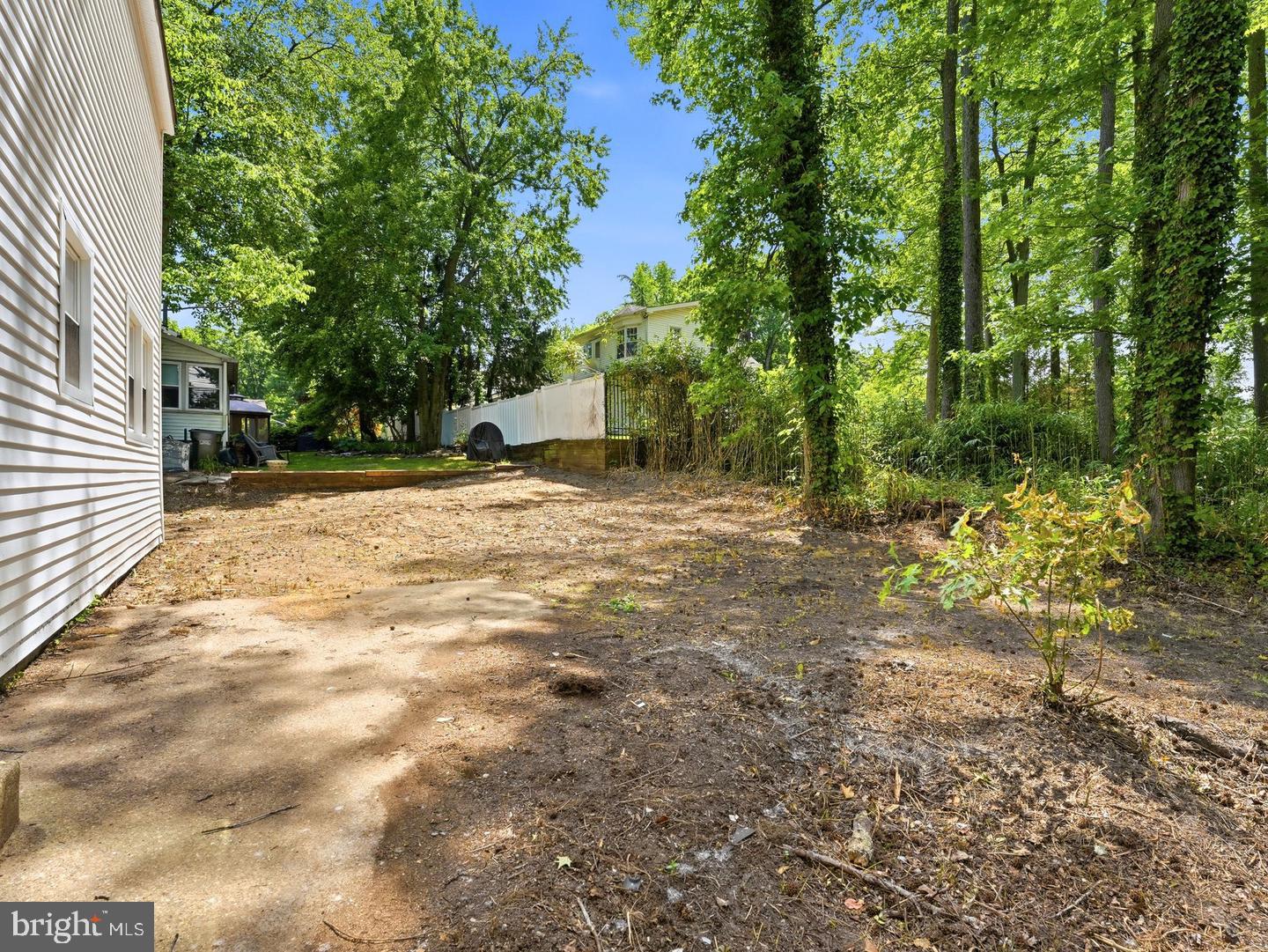 17 Lyman Ave Property Photo 37