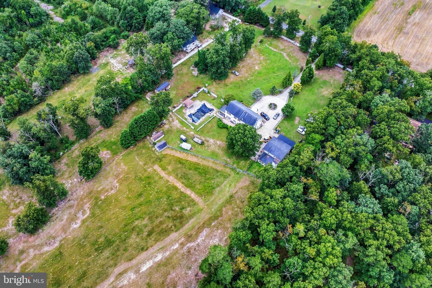 3056 Jackson Rd Property Photo 6