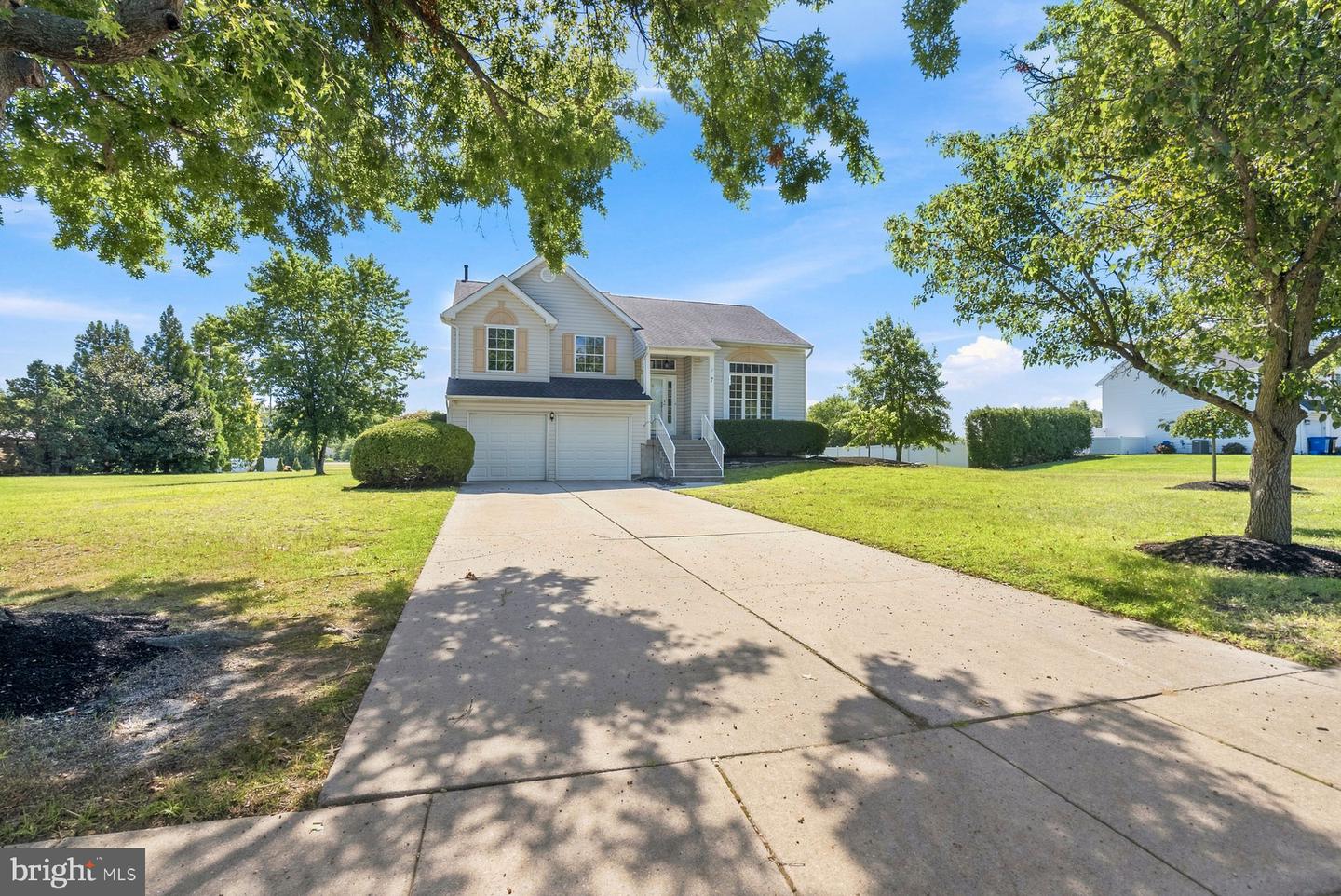 7 Orchardview Dr Property Photo 1