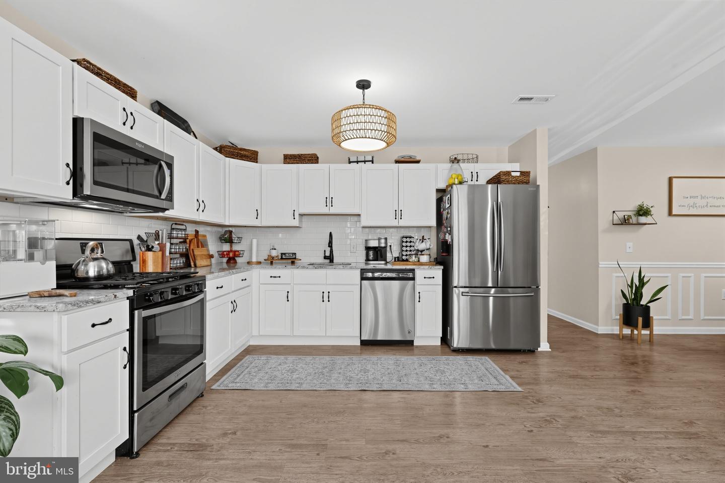 811 Sunflower Way Property Photo 3
