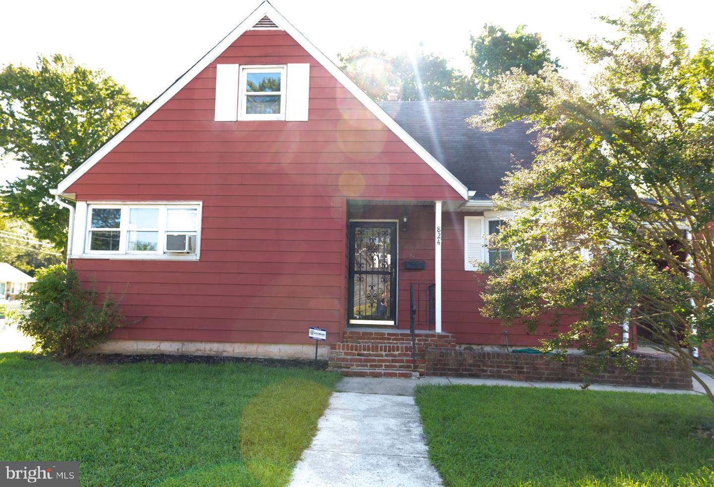 824 Wick Blvd Property Photo 3