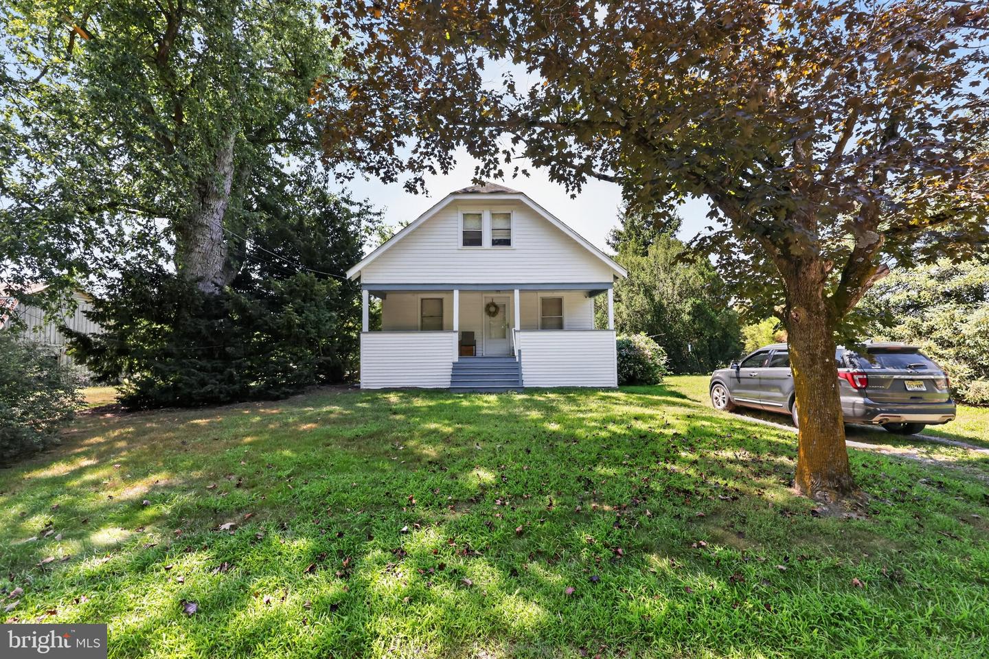 590 Aura Rd Property Photo 1