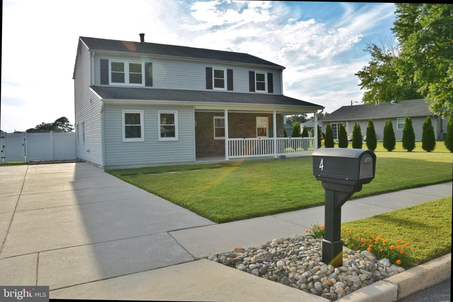 4 Orion Way Property Photo 1