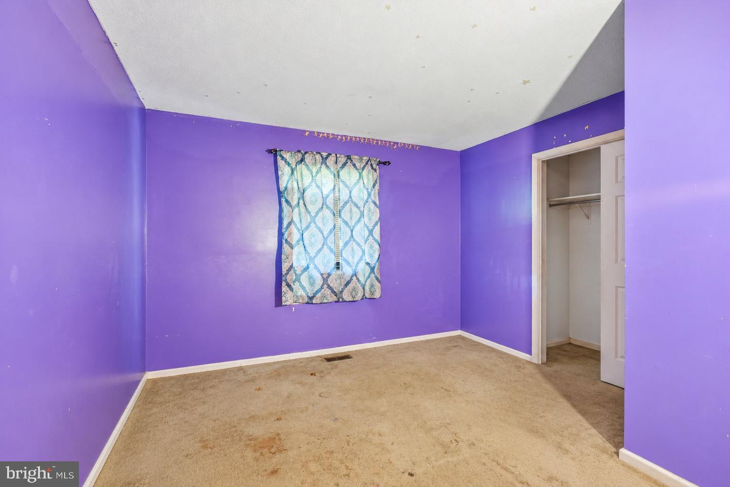 347 Marion Ave Property Photo 14