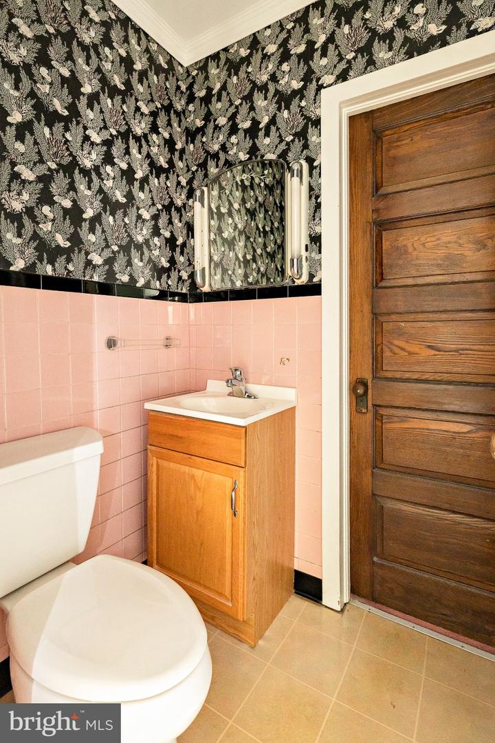 419 Highland Ter Property Photo 36