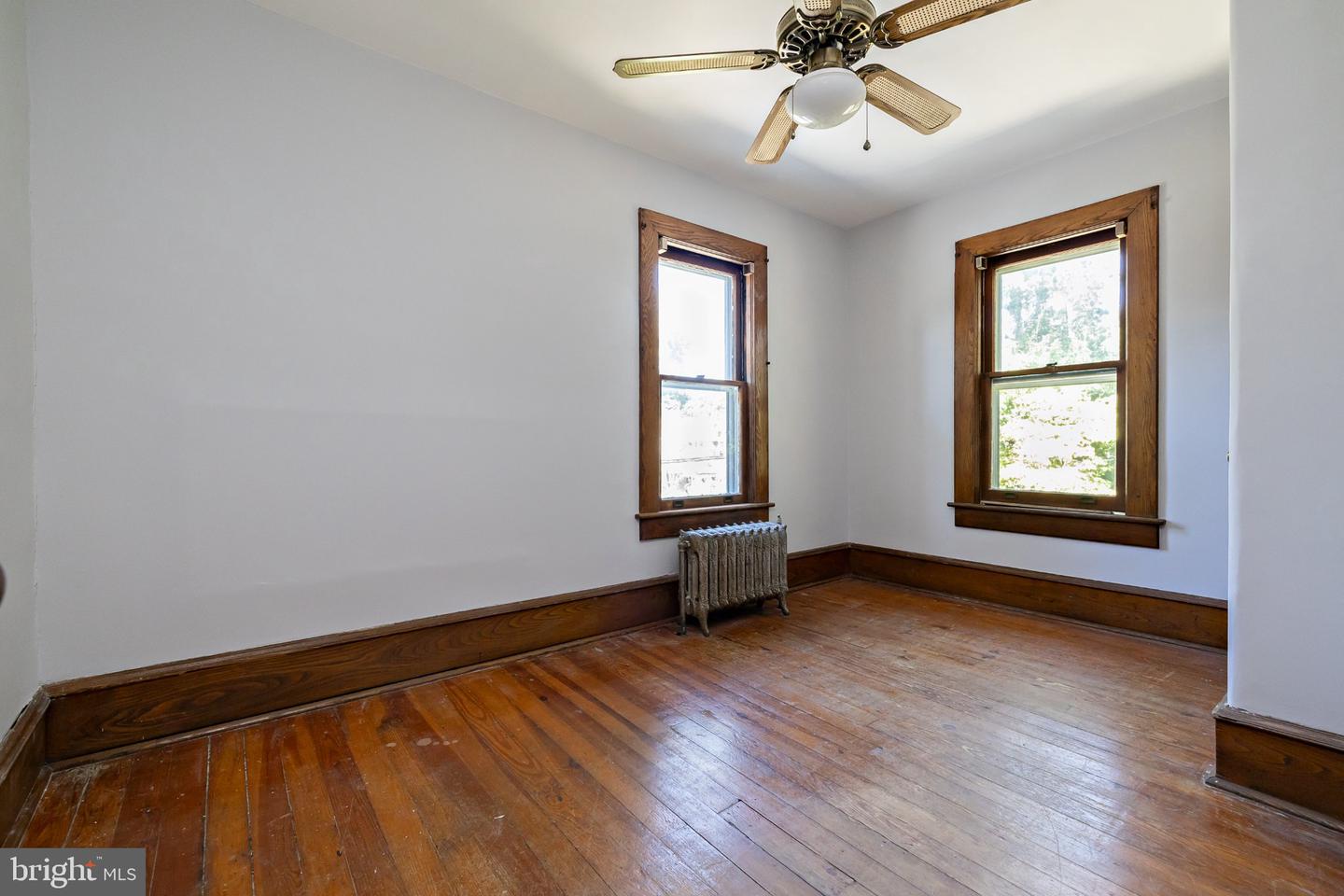 419 Highland Ter Property Photo 45