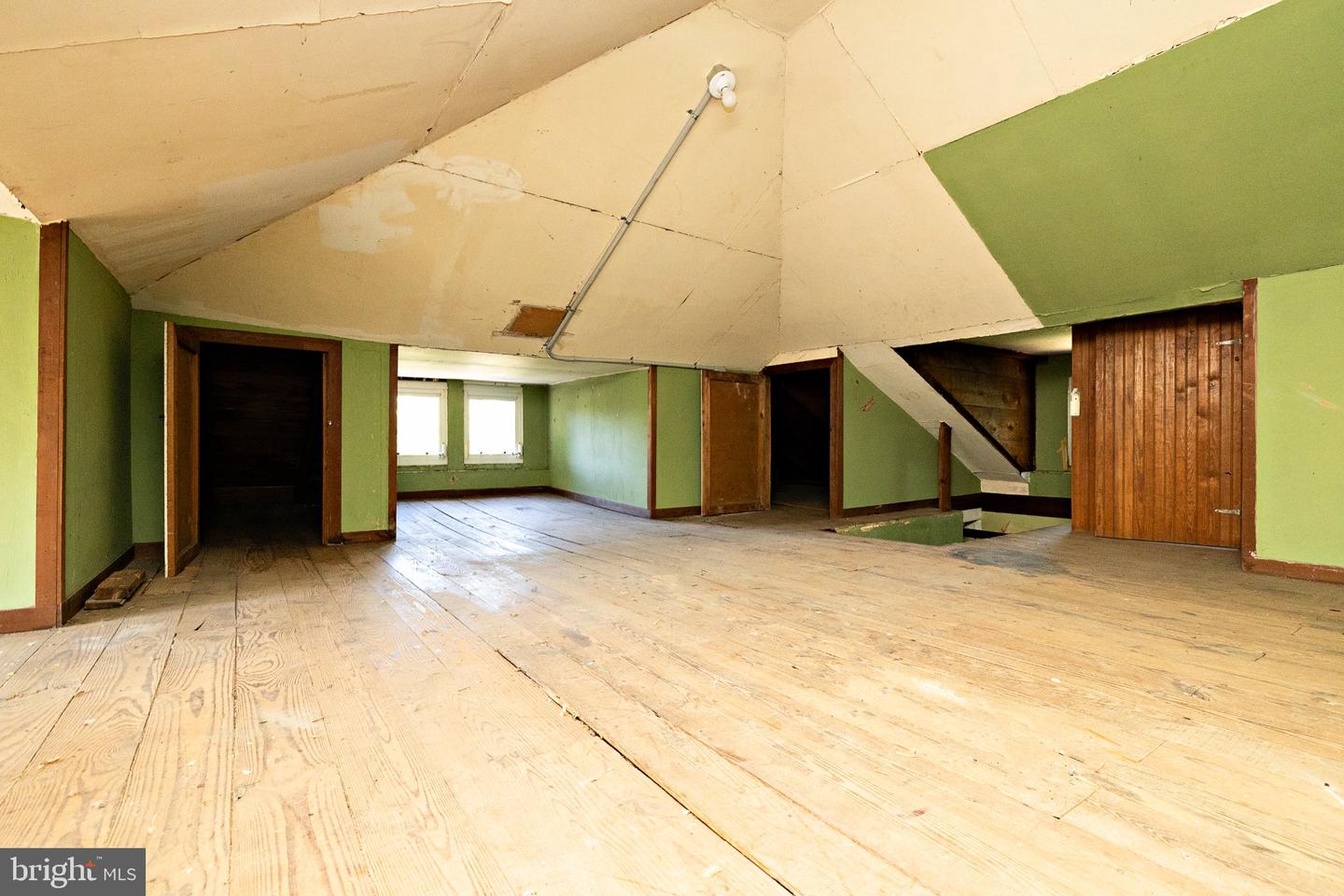 419 Highland Ter Property Photo 50