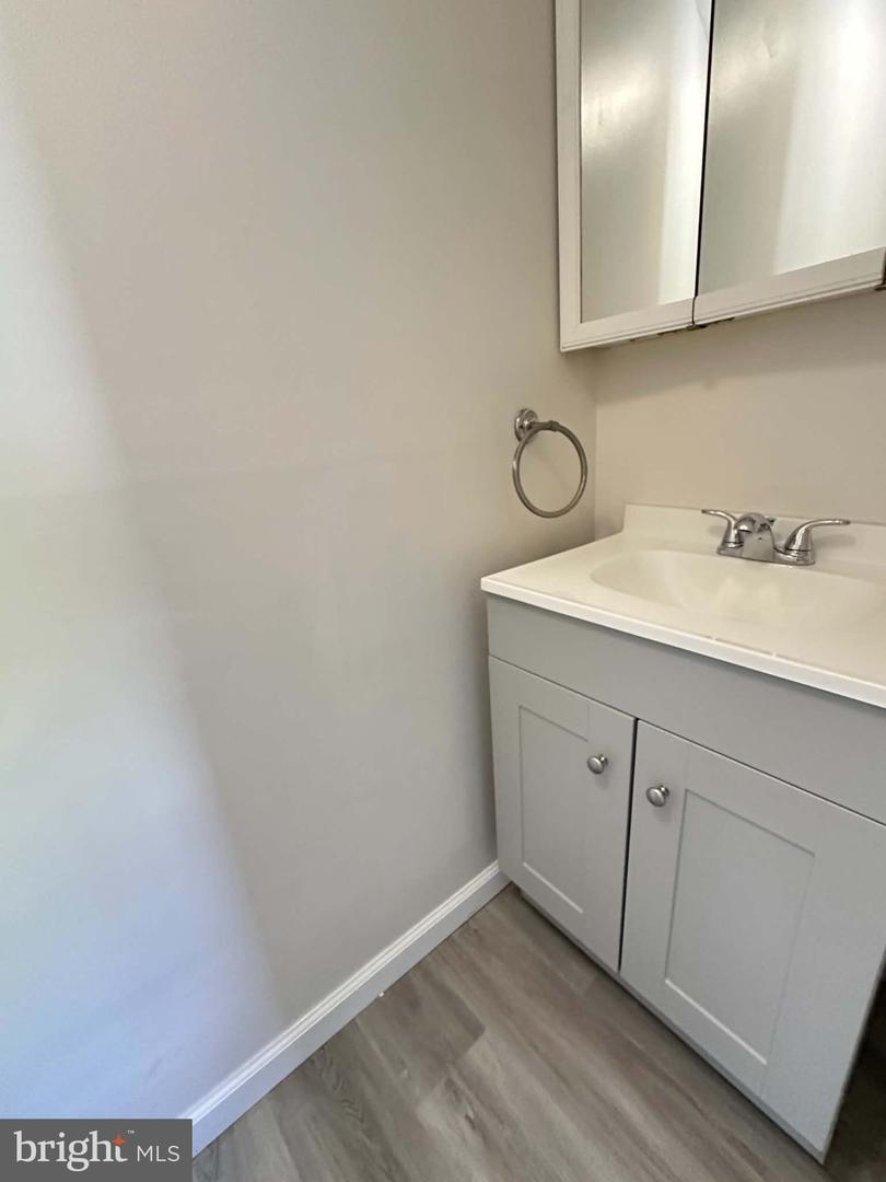 31 Carroll Property Photo 12
