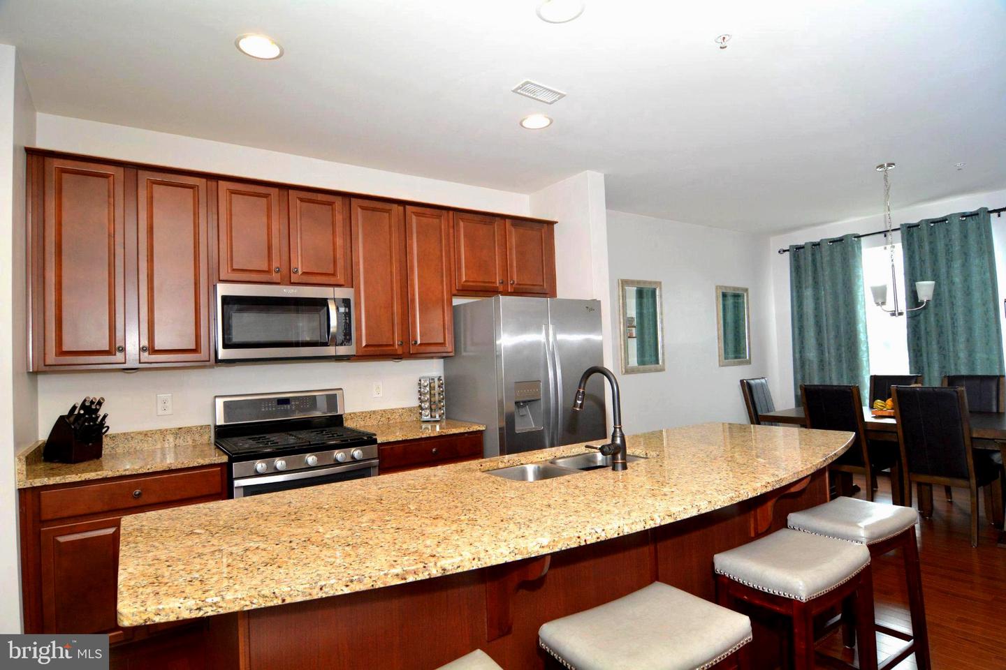 207 Bantry St Property Photo 4